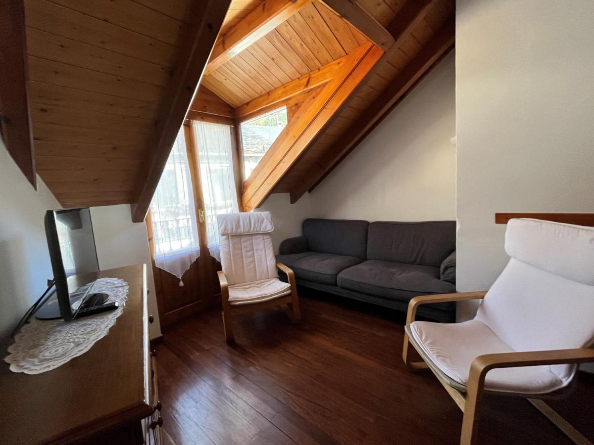 Casa Damian Del Baile Apartamentos Benasque Kültér fotó