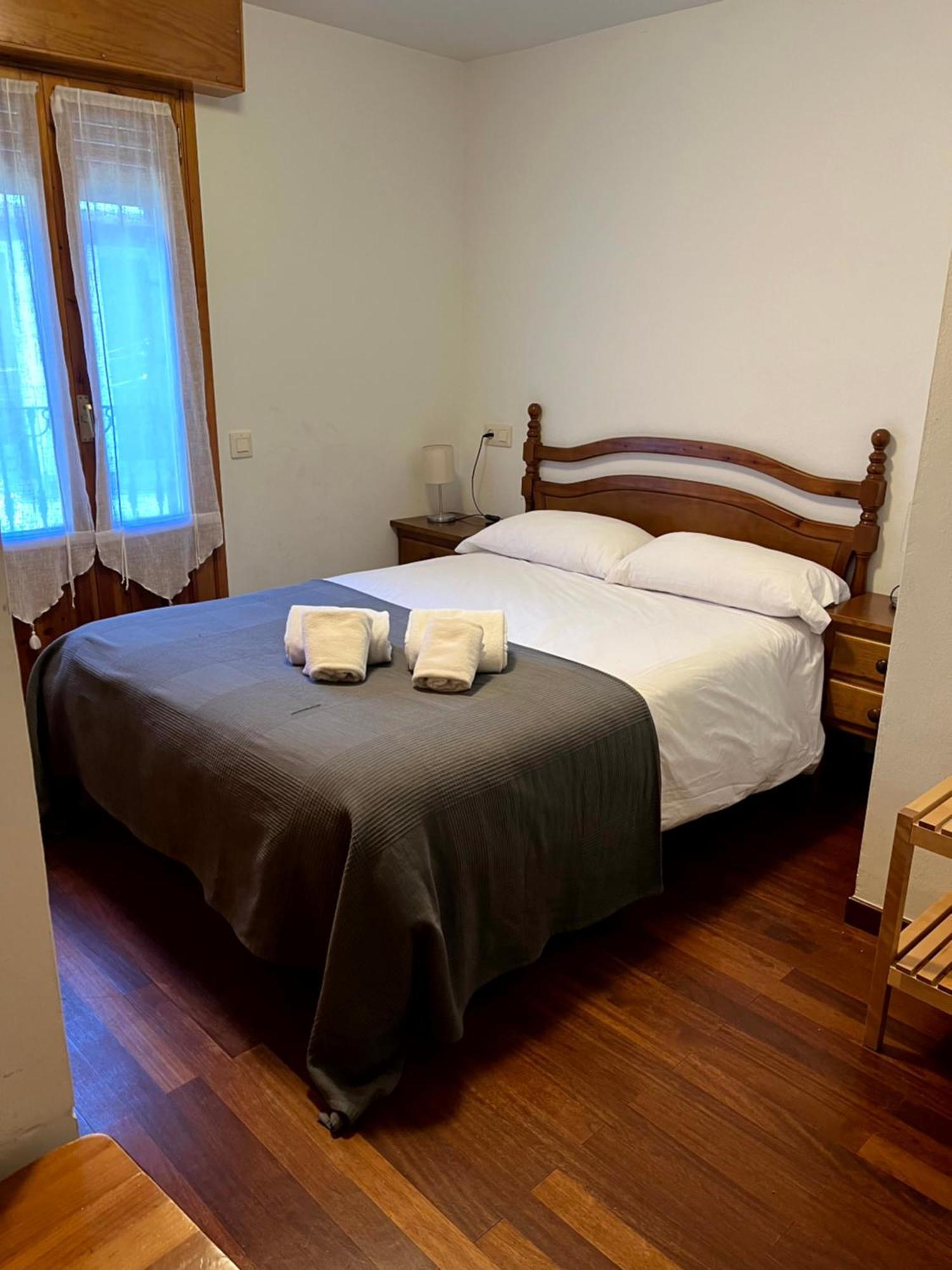 Casa Damian Del Baile Apartamentos Benasque Kültér fotó